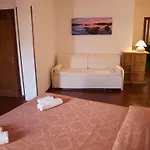 加里波第酒店 酒店 马达莱纳