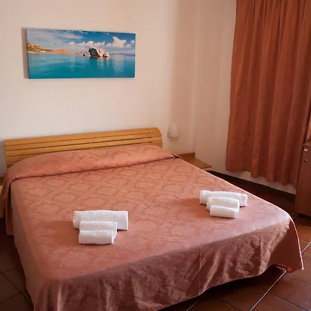 ホテル Garibaldi ラ・マッダレーナ