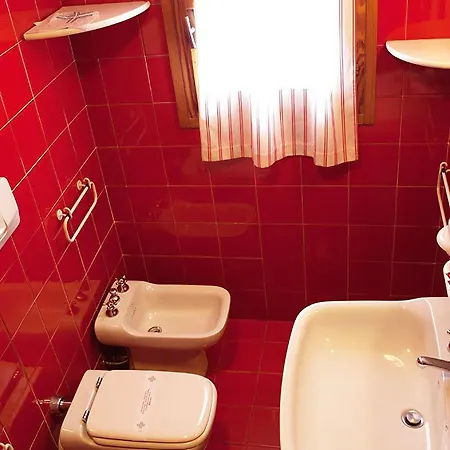 Hotel Garibaldi 3*